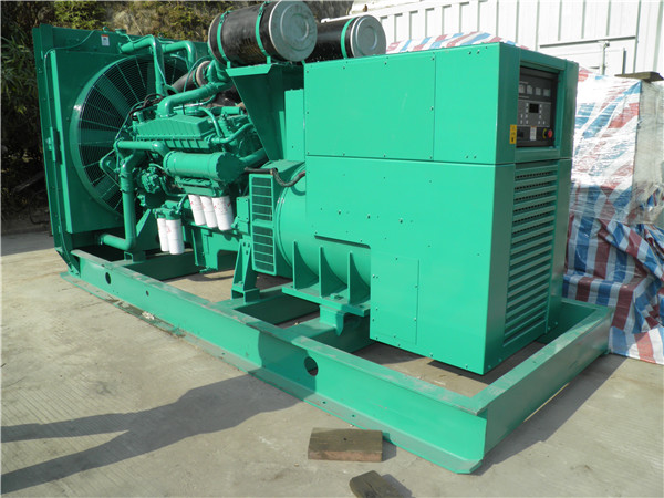 会宁发电车出租-柴油发电机组在使用的过程中应该做好哪些防护工作