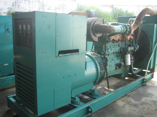 会宁租赁发电机- 发电机碳刷磨损的原因是什么