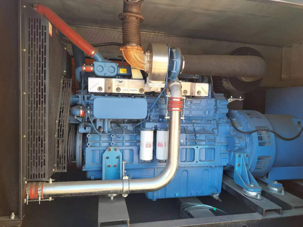 会宁燃油消耗率与进气温度的具体关系是什么？