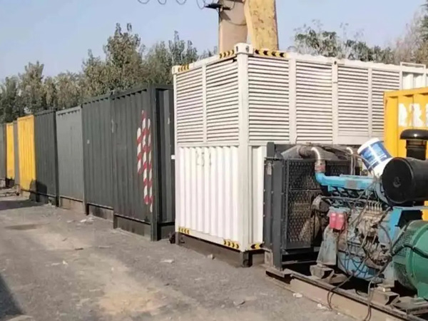 会宁200KW柴油发电机机组每小时油耗是多少？